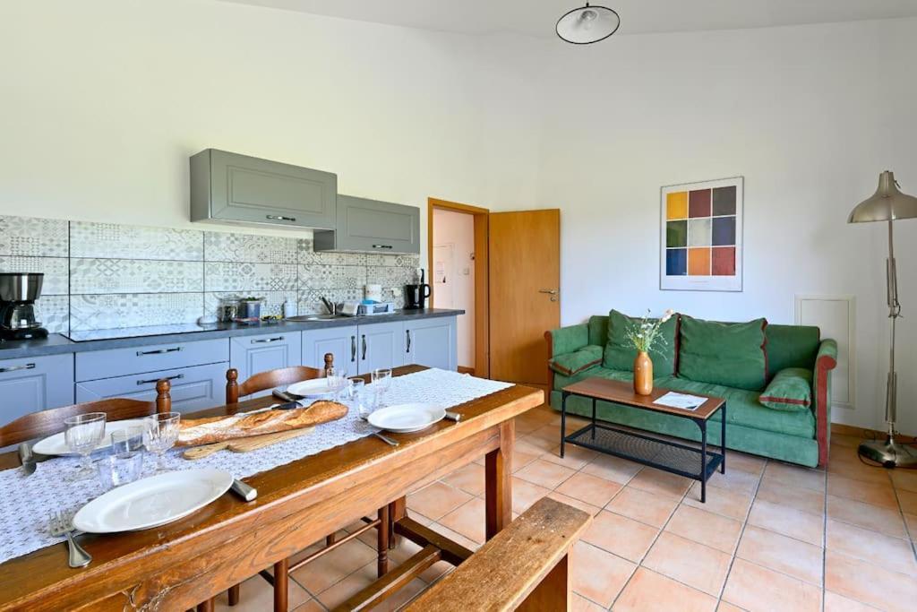 Vila L'Evasion En Pierre Piscine Et Etang Prive Sevremoine Exteriér fotografie