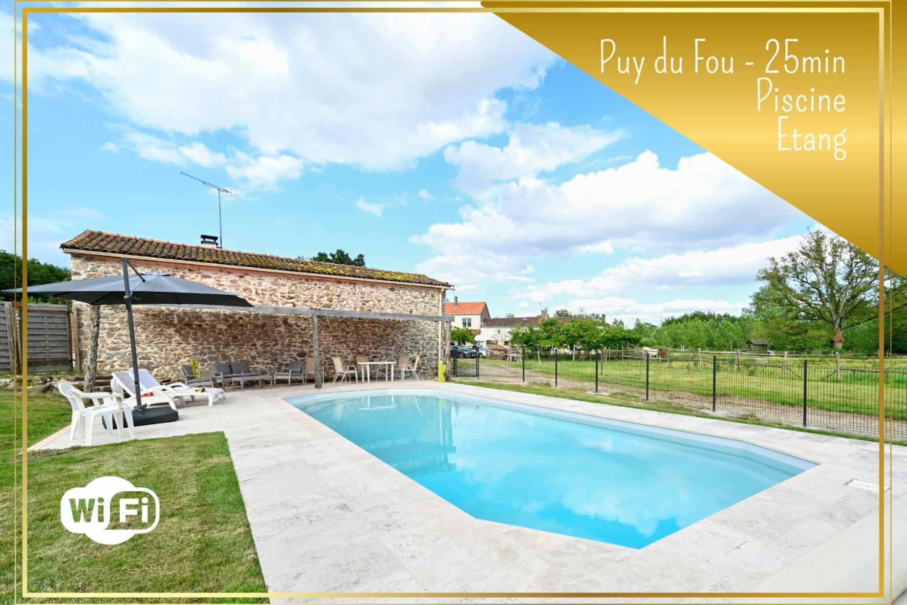 Vila L'Evasion En Pierre Piscine Et Etang Prive Sevremoine Exteriér fotografie